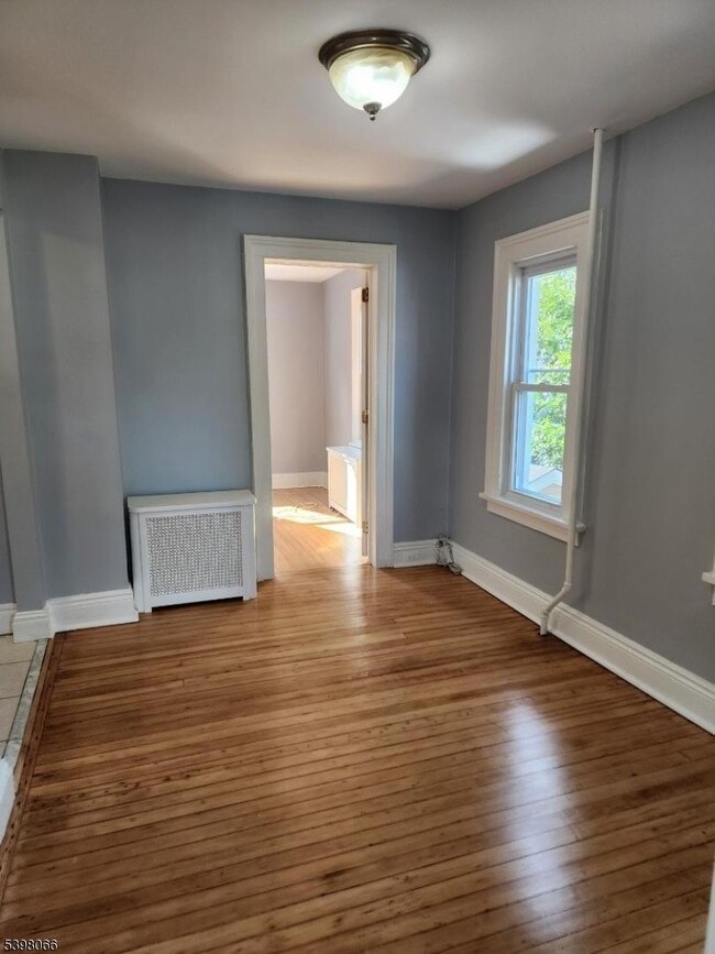 Building Photo - 10 Westcott St