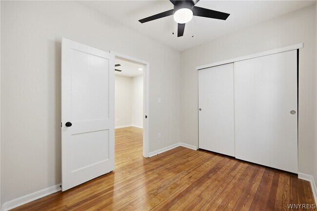 Building Photo - 36 Krakow St