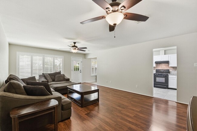 Building Photo - 30834 Melita Dr