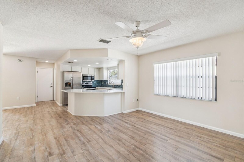 Building Photo - 2907 Narcissus Dr