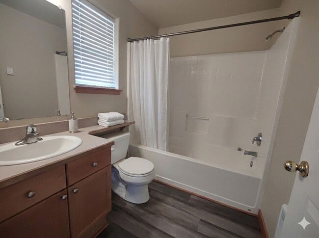 Building Photo - Updated 2x1 house with fully fenced backyard near the Old MiIl