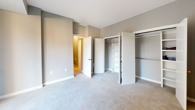 Building Photo - 3D Virtual Tour: https://my.matterport.com...