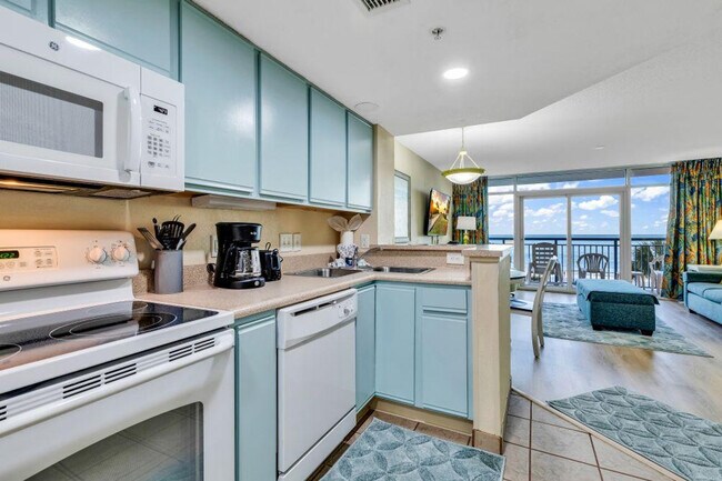 Building Photo - 1700 N Ocean Blvd