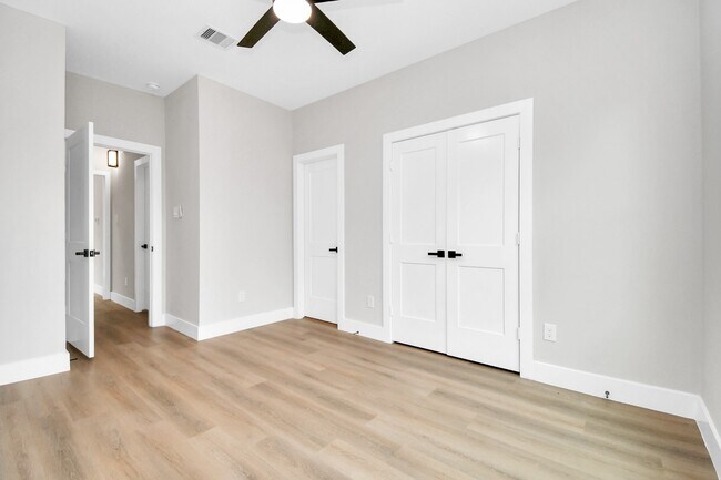 Building Photo - 8409 Sunnyhill St