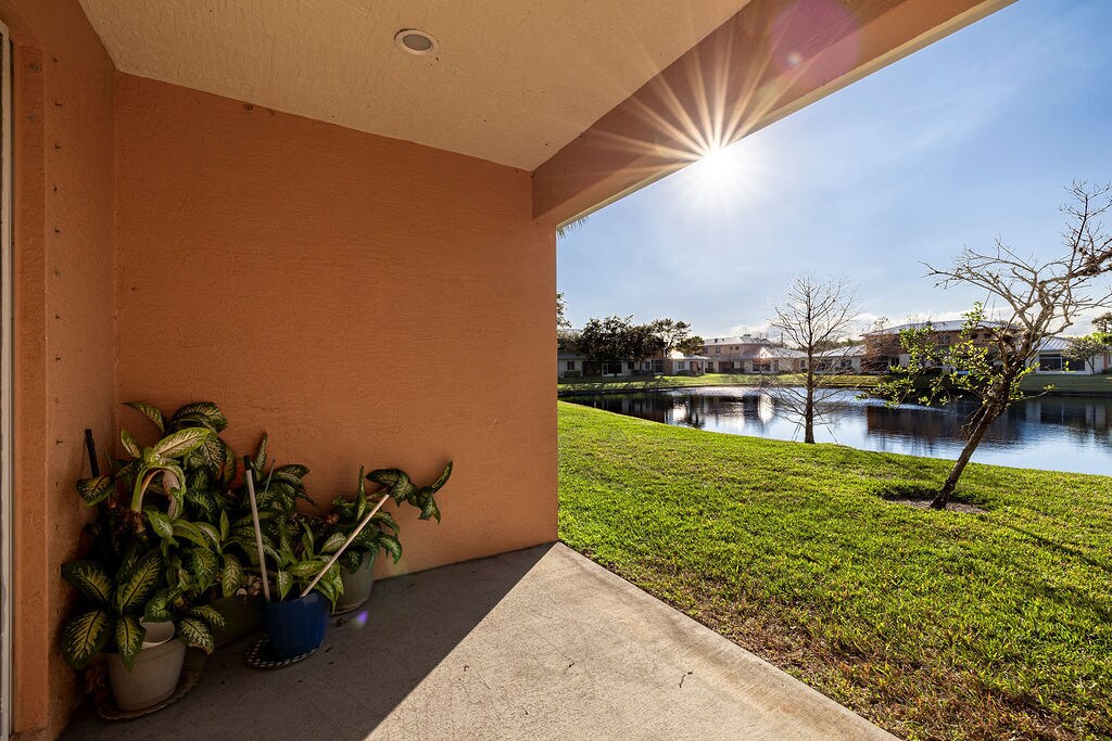 Building Photo - 805 Middleton Dr SW