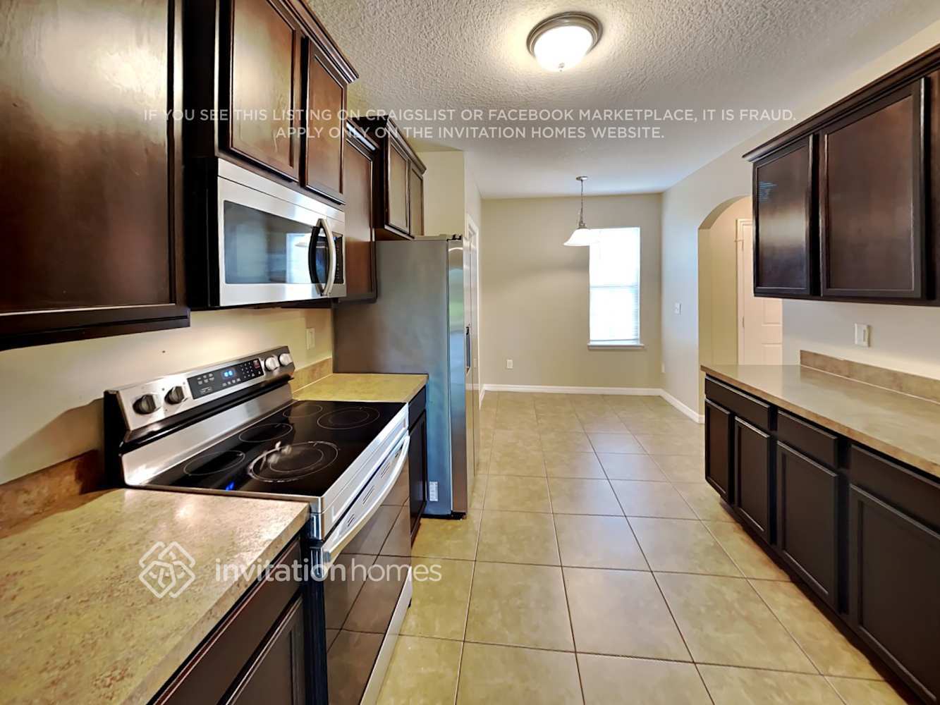 Building Photo - 5848 Windsong Oak Dr