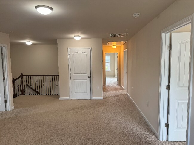 Building Photo - 925 Lemster Lane