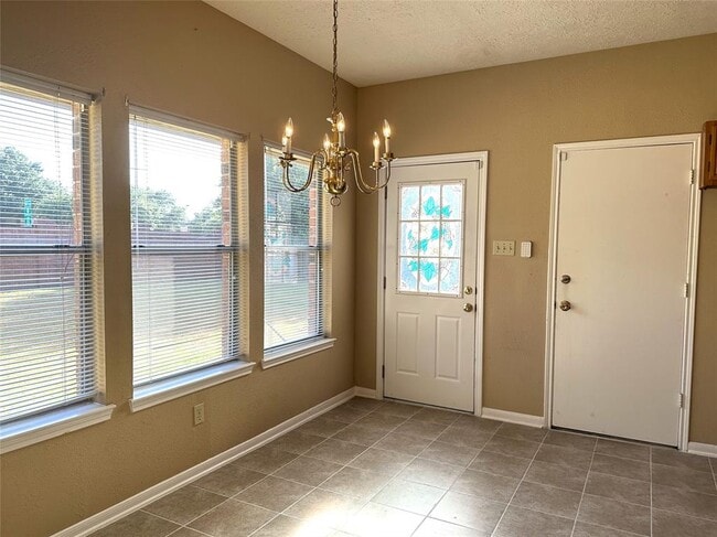 Building Photo - 1246 Manchester Cir
