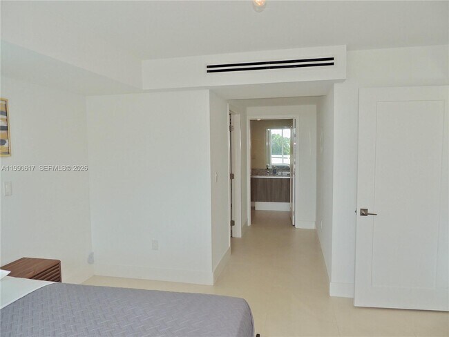 Building Photo - 1170 101st St