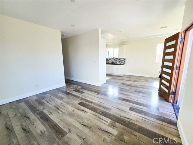 Building Photo - 130 E 104th St