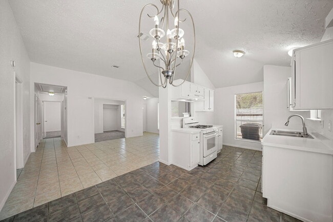 Building Photo - 20614 Park Row Blvd