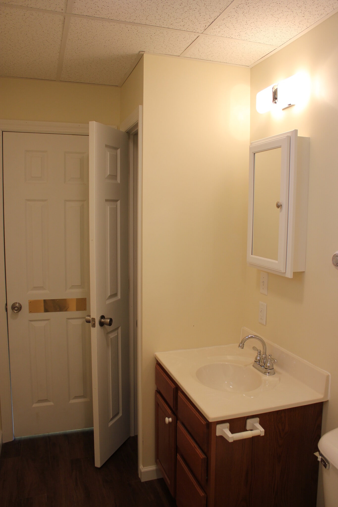 Building Photo - 156 May Ave