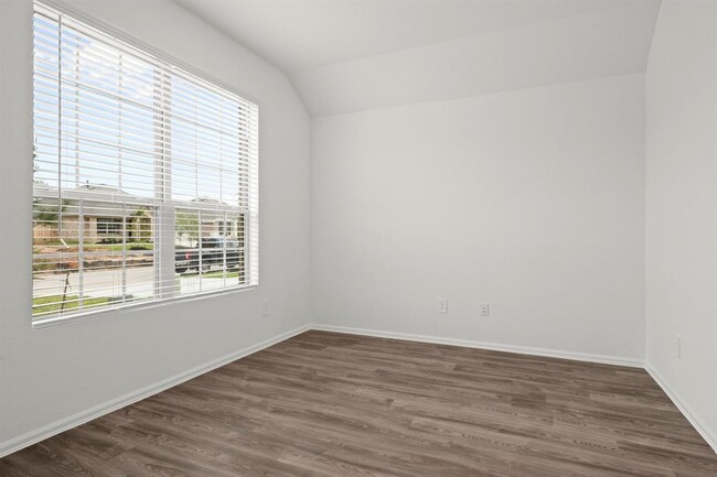 Building Photo - 2830 Paradise Rdg Wy