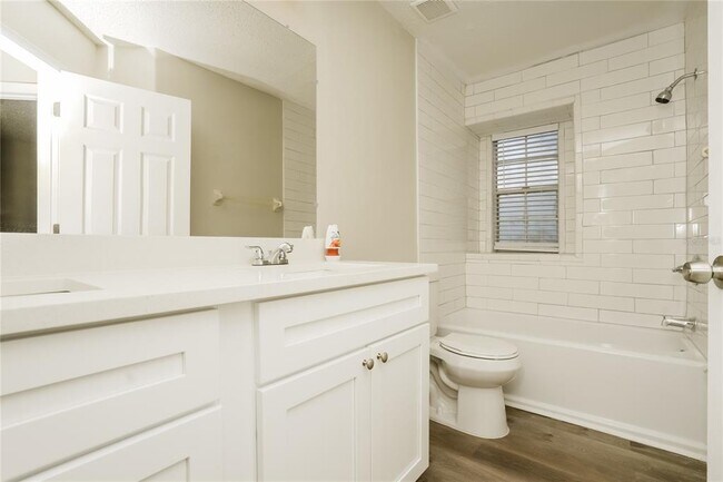 Building Photo - 1309 Monte Lake Dr