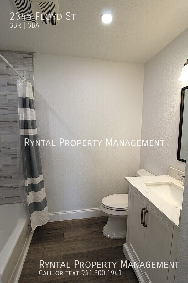 Building Photo - 2345 Floyd St