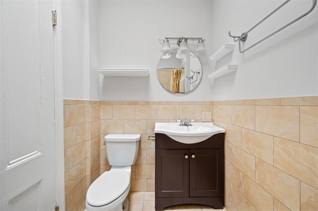 Building Photo - 22 Cottage St