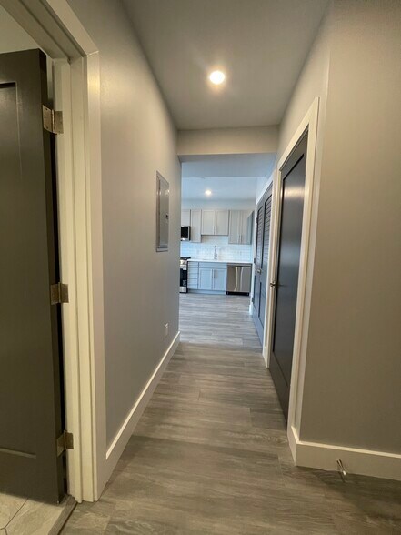 Building Photo - 367 Western Ave