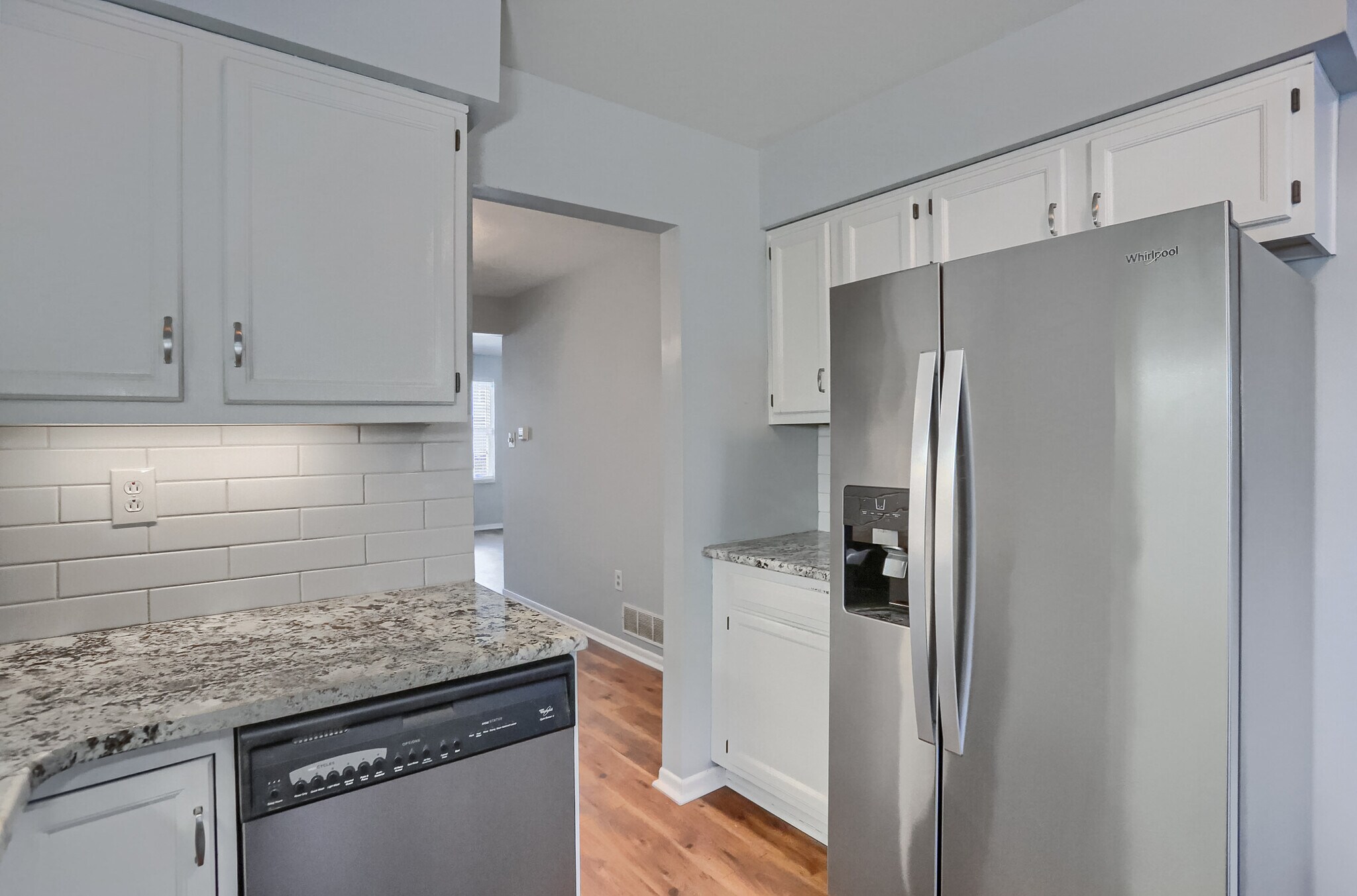 Building Photo - 2624 Hunters Point Dr