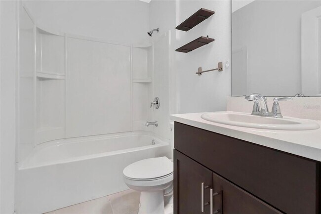 Building Photo - 221 Aquamarine Ln