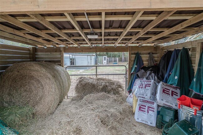 Building Photo - 8540 Boyt Rd