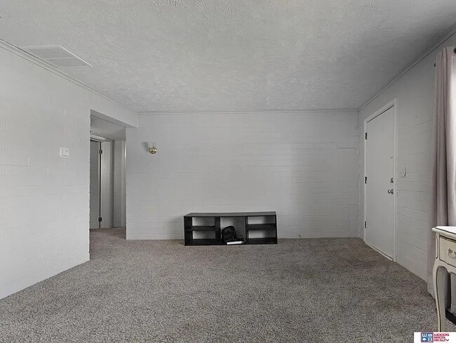Building Photo - 4620 Eden Cir