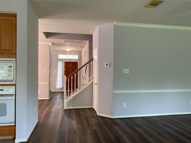 Building Photo - 6403 Portuguese Bend Dr