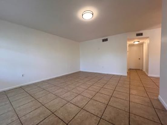 Building Photo - 4290 Gulfstream Dr