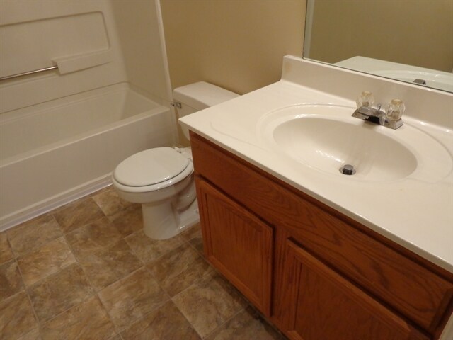 Building Photo - 2096 Glenellen Dr NW