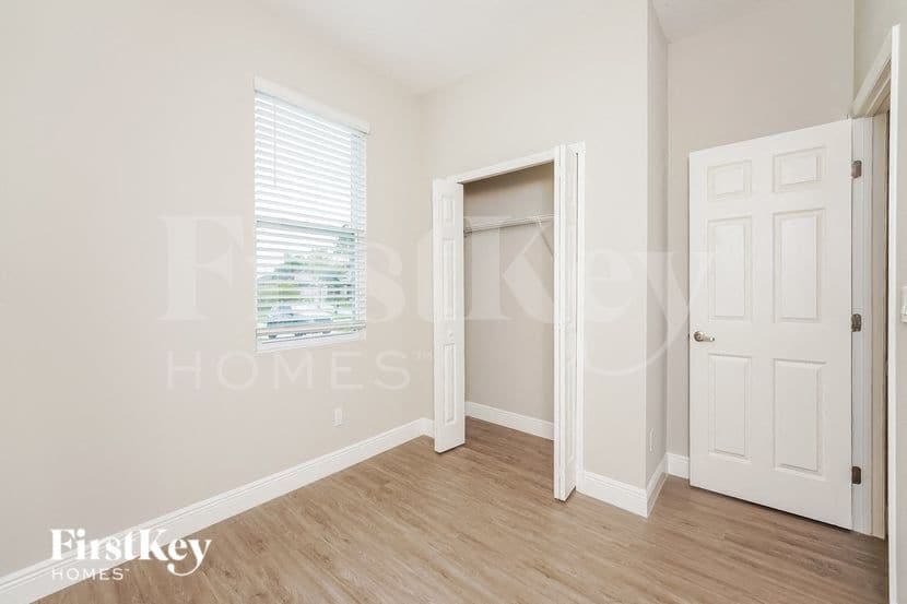 Building Photo - 2420 San Filippo Dr SE