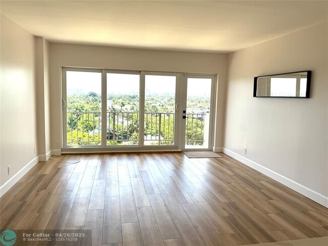 Building Photo - 2500 E Las Olas Blvd
