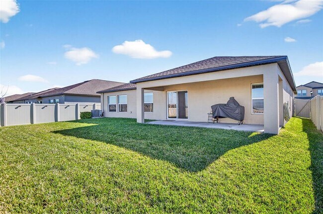 Building Photo - 15217 Zircon Red Dr