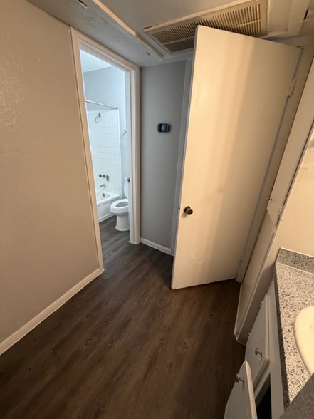 Building Photo - 5220 Weber Rd