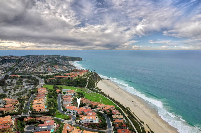 Building Photo - 30 Ritz Cove Dr