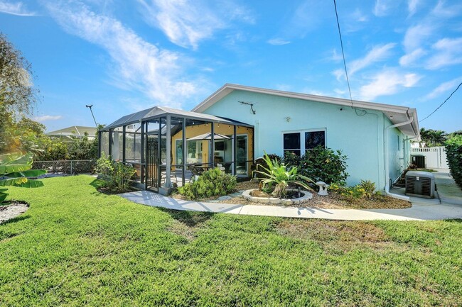 Building Photo - 79 3rd St
