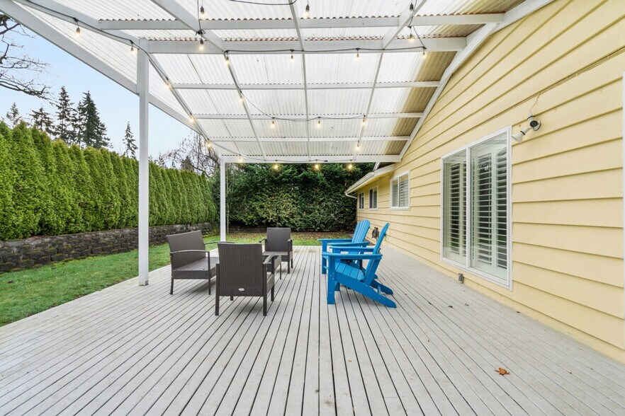 Building Photo - 14813 NE 15th Pl