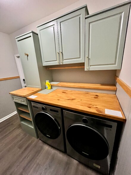 Building Photo - 331 Sonoma Dr