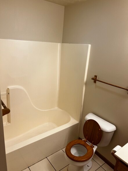 Building Photo - 1198 Abbott Cir