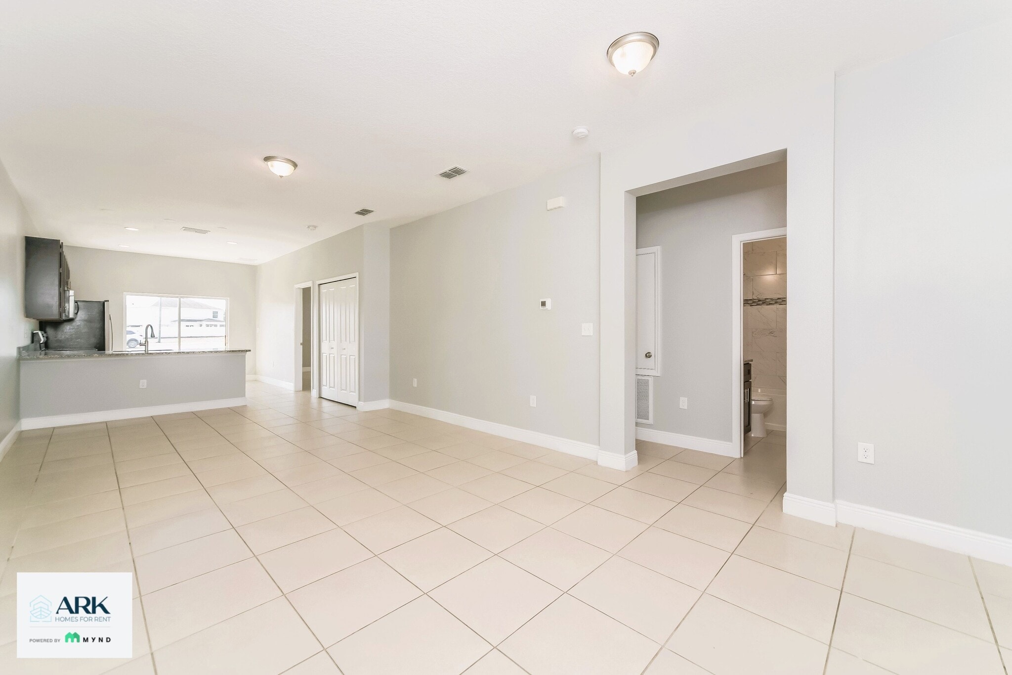 Building Photo - 530 Imperial Pl