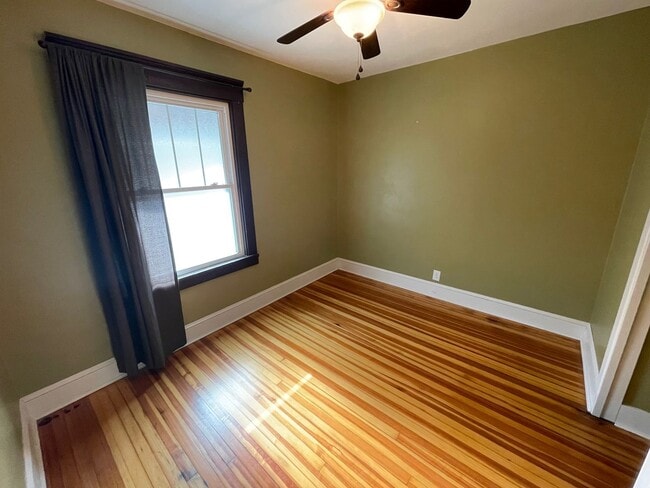 Building Photo - Unique House in Historic Neighborhood!