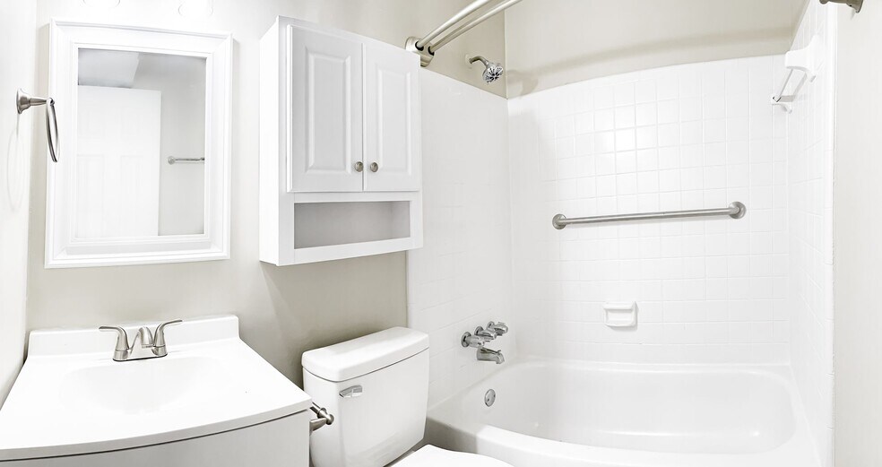 Interior Photo - The 28 at Mount Holly