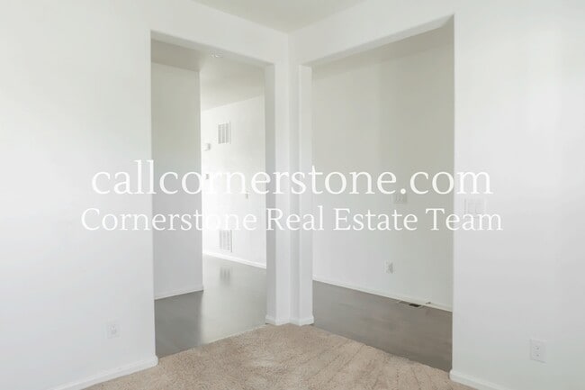 Building Photo - 10011 Seawolf Dr
