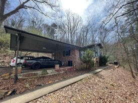 Building Photo - 129 Reservoir Ridge Dr