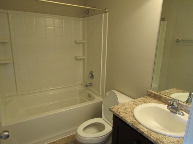 Building Photo - 34 Wythe St