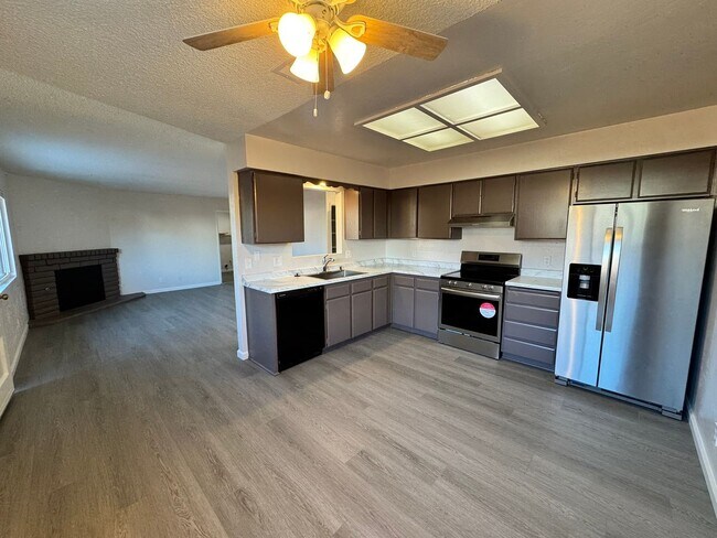 Building Photo - 22221 I St