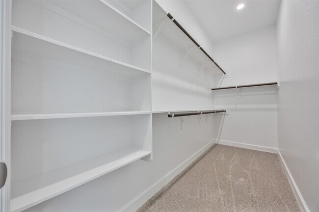 Building Photo - 26310 Meadow Bliss Wy