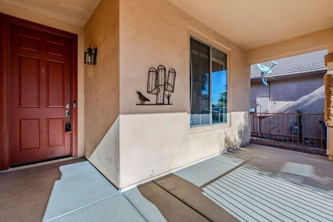 Building Photo - Spacious Elegance in Rancho Sahuarita’s Ga...