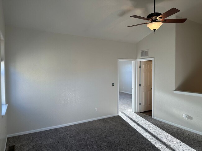 Building Photo - Spacious 3 bedroom townhome near Peterson ...