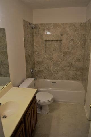 Building Photo - 4605 Horizon Dr