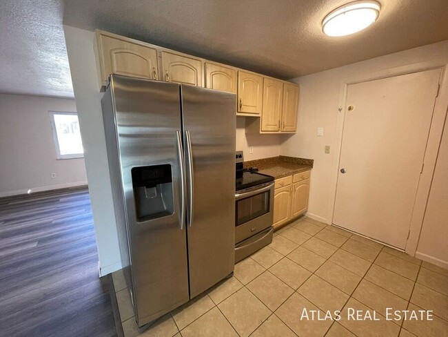 Building Photo - 4435 S Anjelina Cir