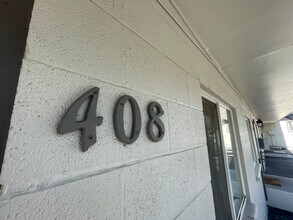 Building Photo - NewB RN T 400-414